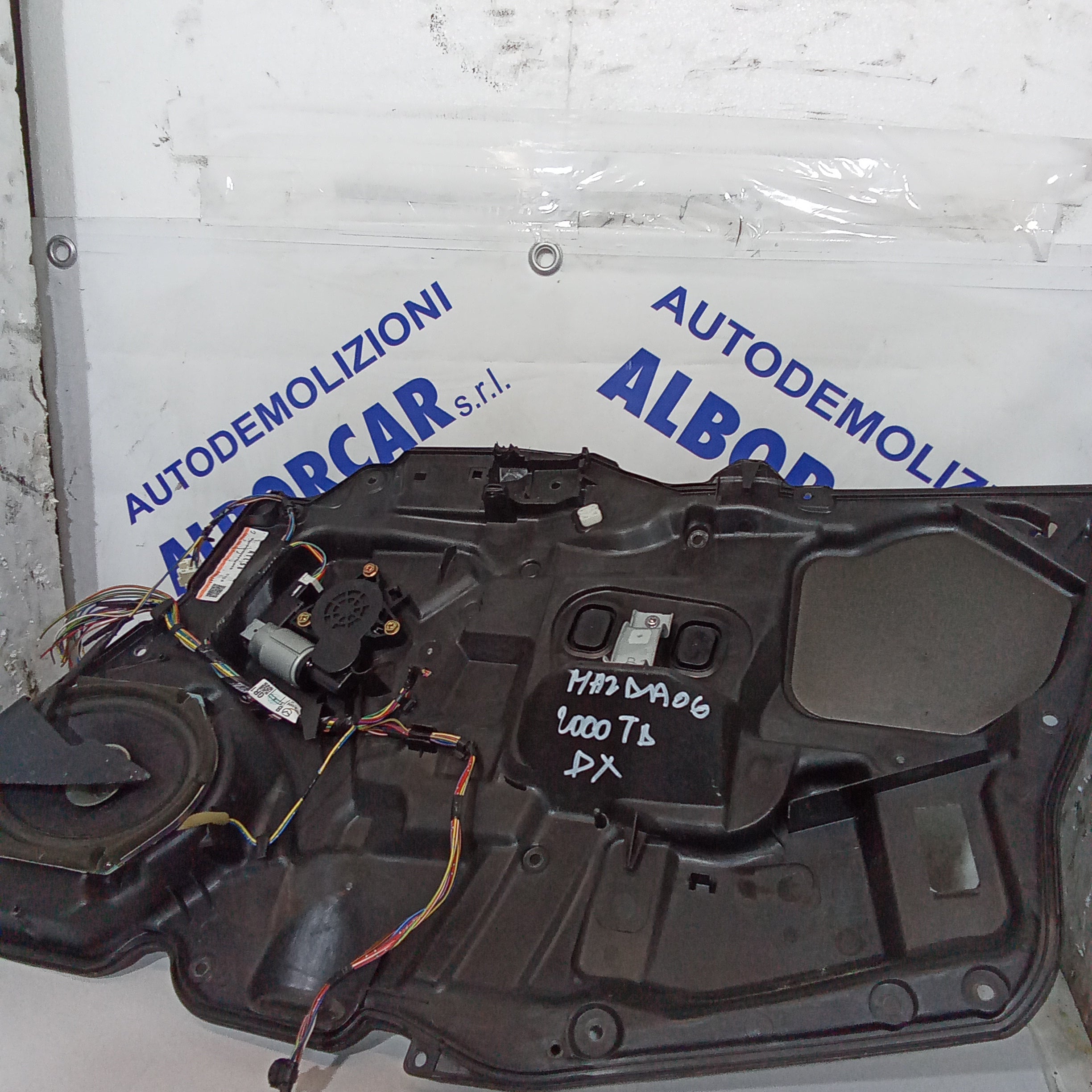 Motorino alzavetri anteriore destro mazda 6 2.0 diesel anno 2006