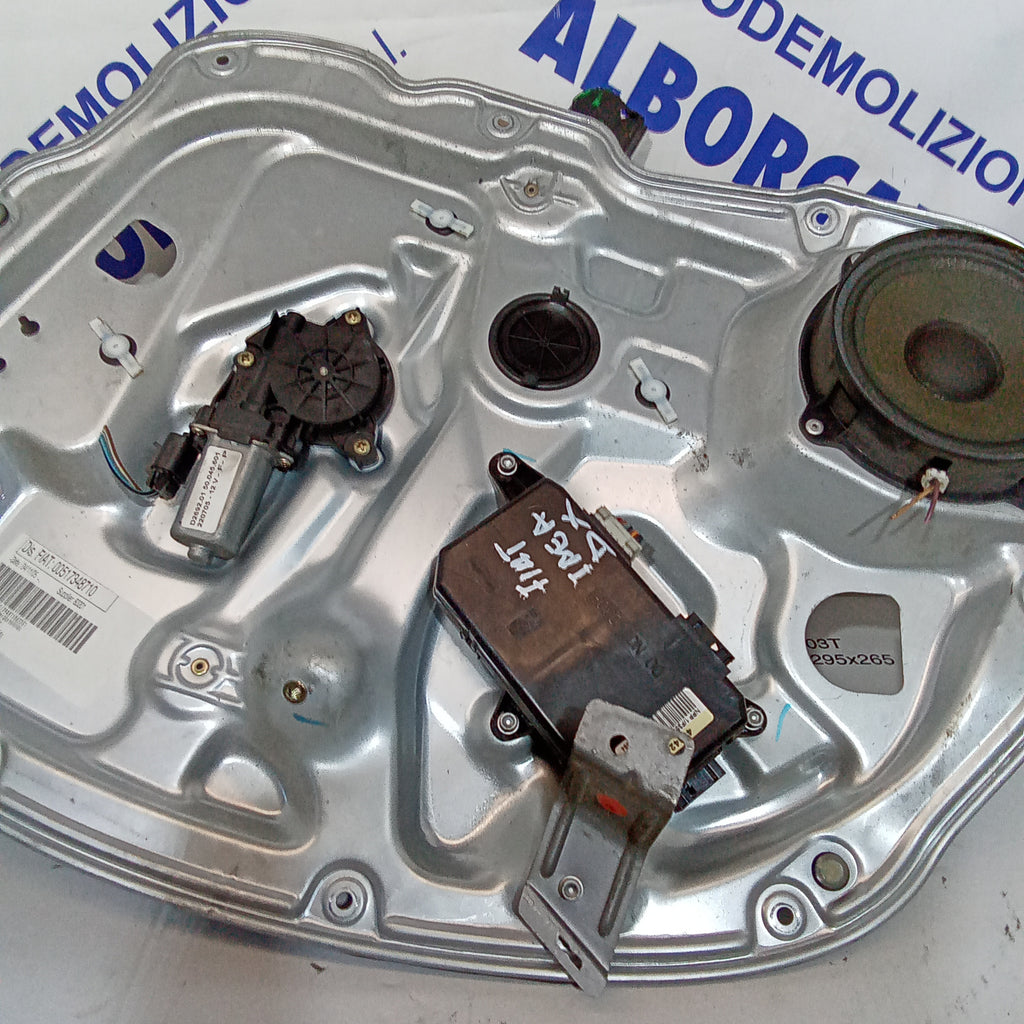 Motor elevalunas delantero derecho completo Fiat Idea año 2005