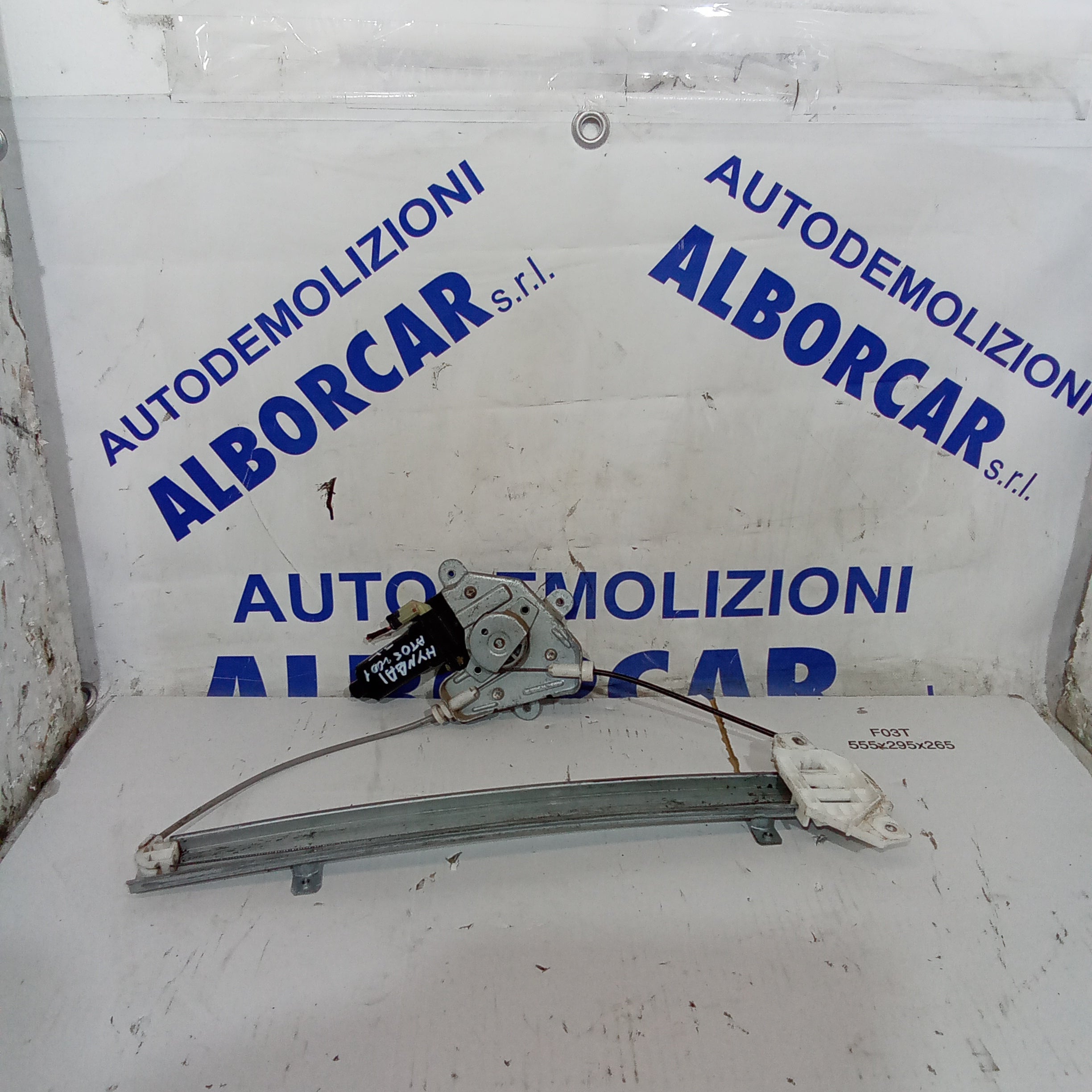 Motorino alzavetri anteriore sinistro hyundai atos 1.0 benzina anno 2001