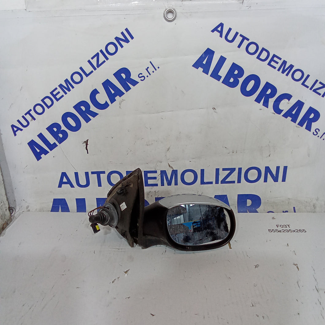 Specchietto retrovisore anteriore destro peugeot 206 anno 2005