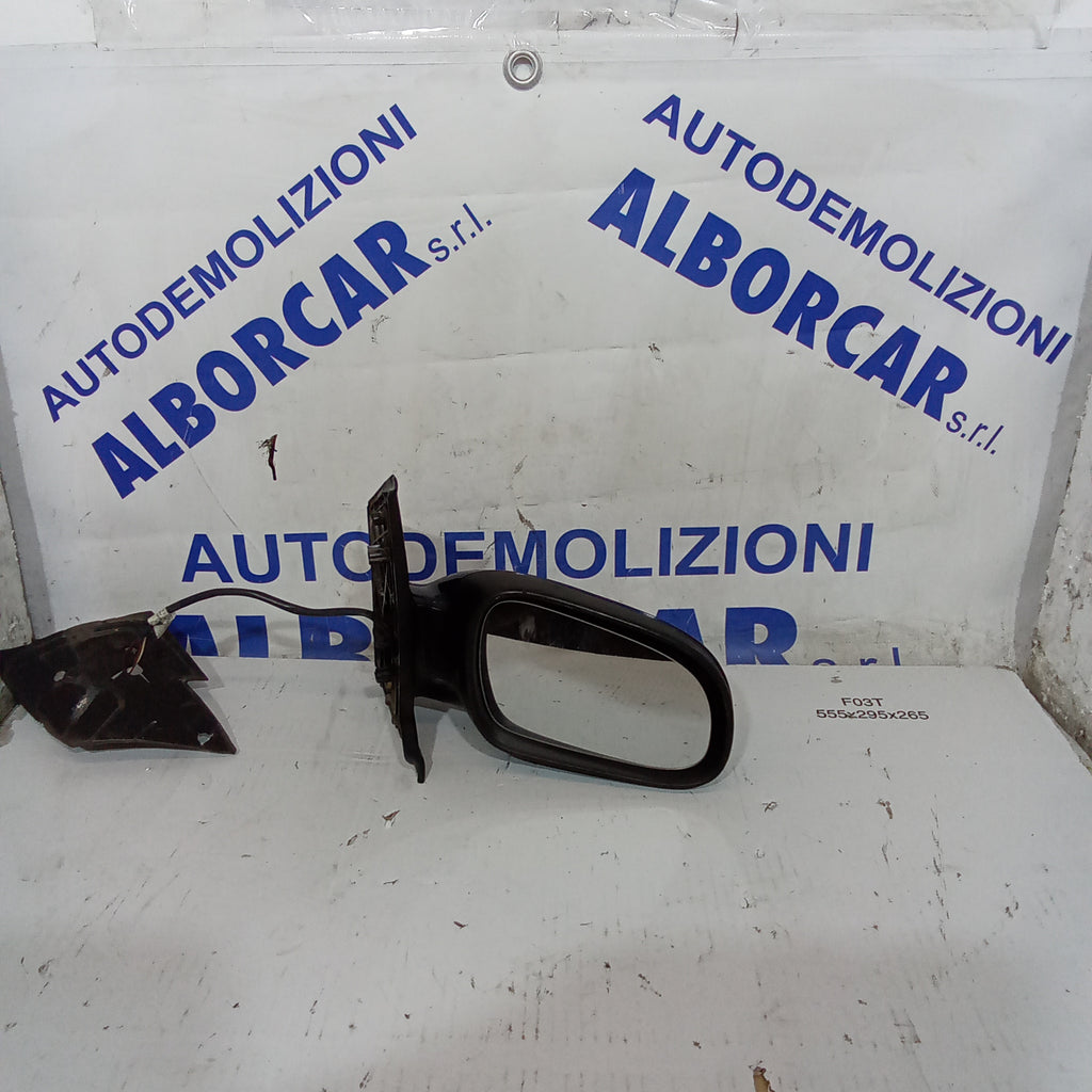 Espejo retrovisor delantero derecho Volkswagen Fox año 2005