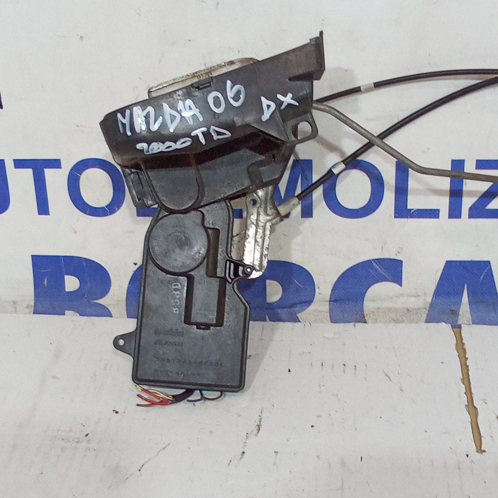 Serratura anteriore destra mazda6 anno 2006