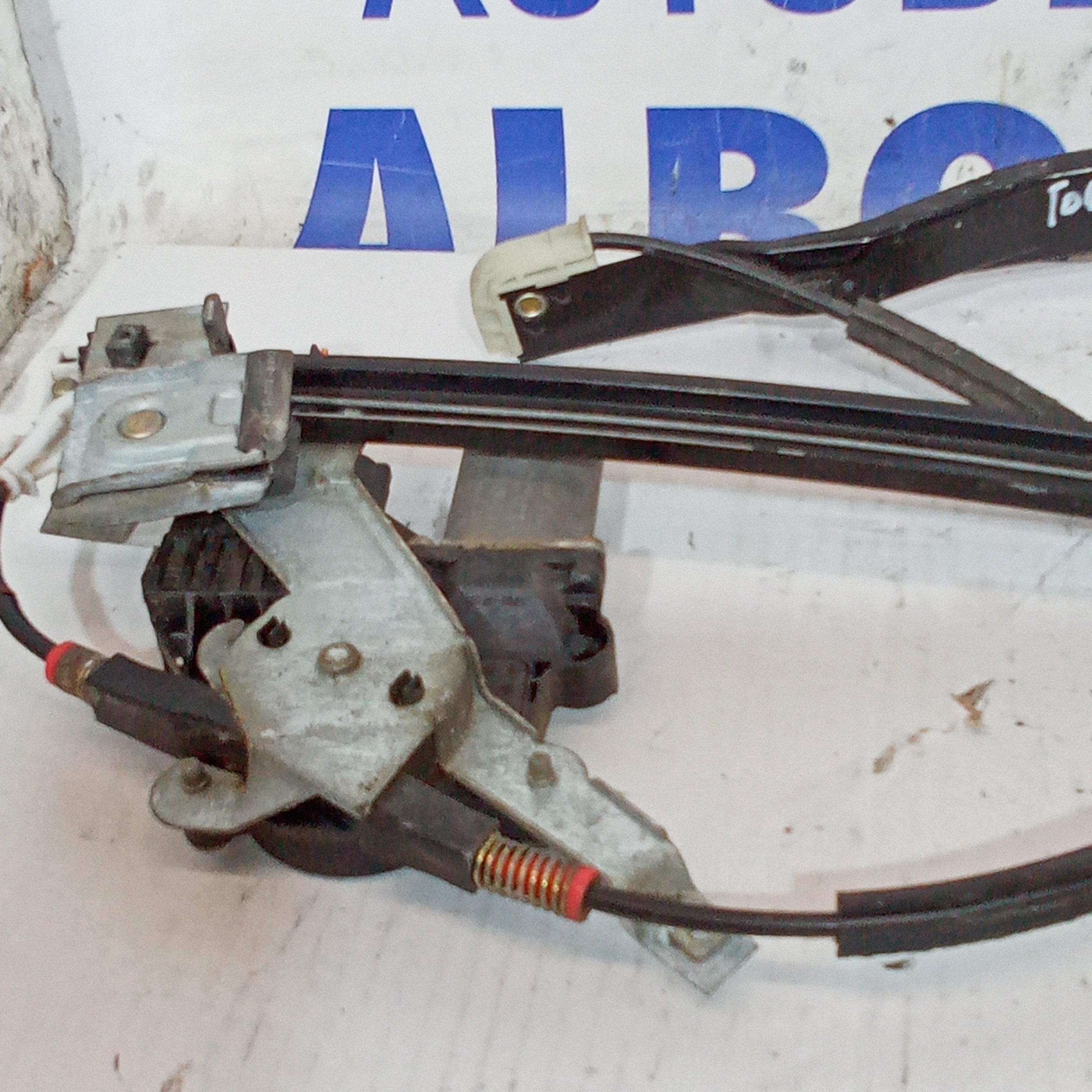 Motorino alzavetri anteriore sinistro ford mondeo anno 2002