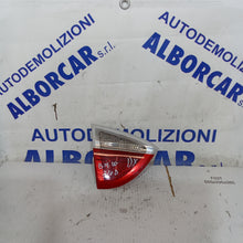 Carica l&#39;immagine nel visualizzatore di Gallery, fanale stop interno destro bmw 320d anno 2007
