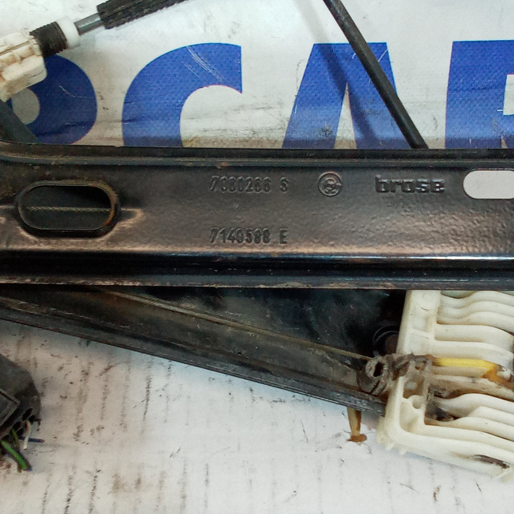 Motor elevalunas delantero izquierdo BMW 320d año 2007