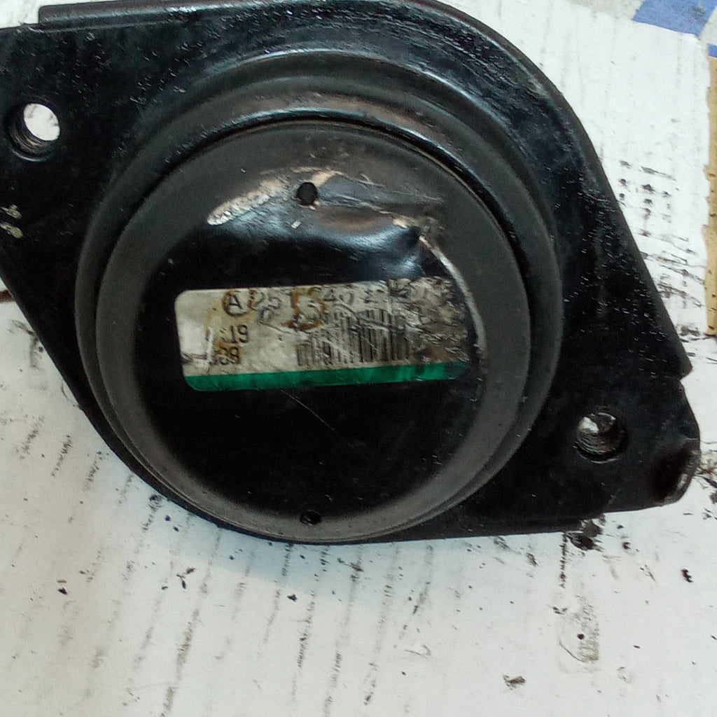 Supporto motore mercedes R280 3.0cdi anno 2008