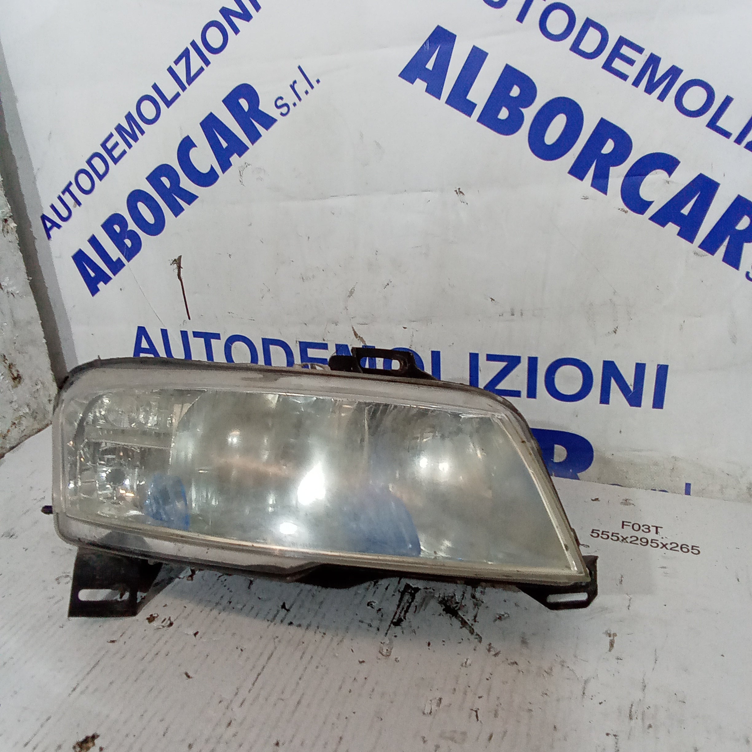 fanale faro anteriore destro fiat stilo anno 2004