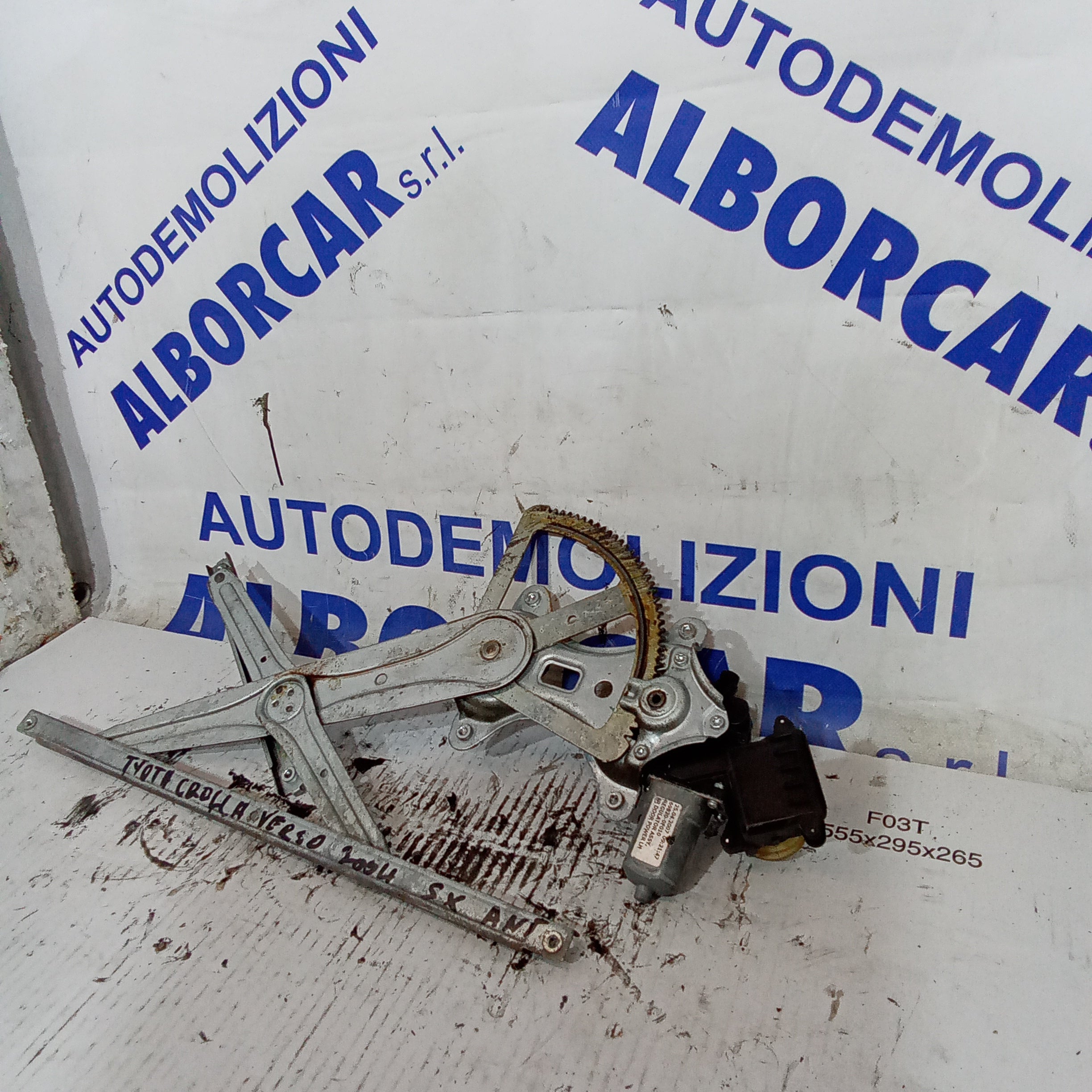 Motorino alzavetri anteriore sinistro toyota corolla verso anno 2004