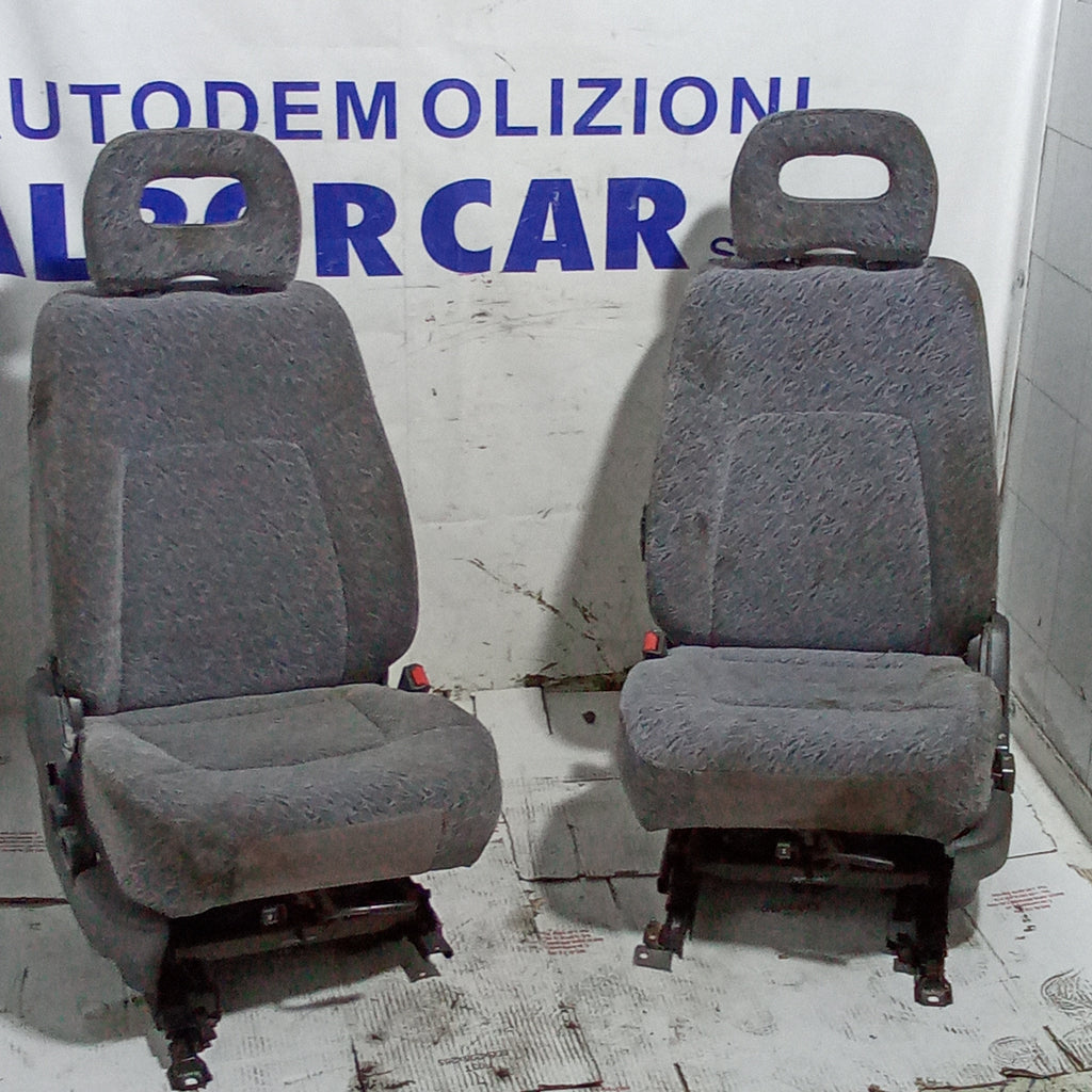 Sedili mitsubishi pajero gls anno 1996