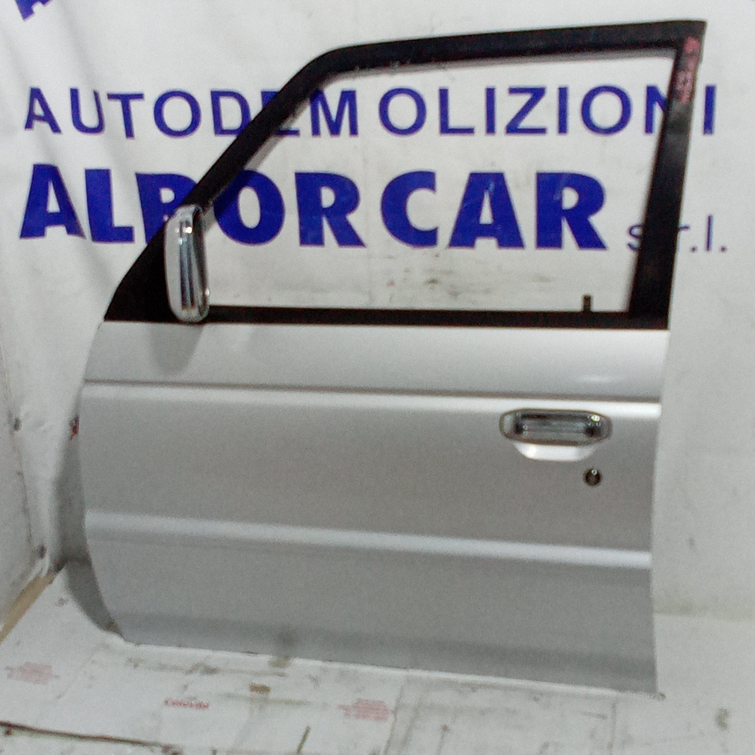 Sportello anteriore sinistro mitsubishi pajero gls anno 1996