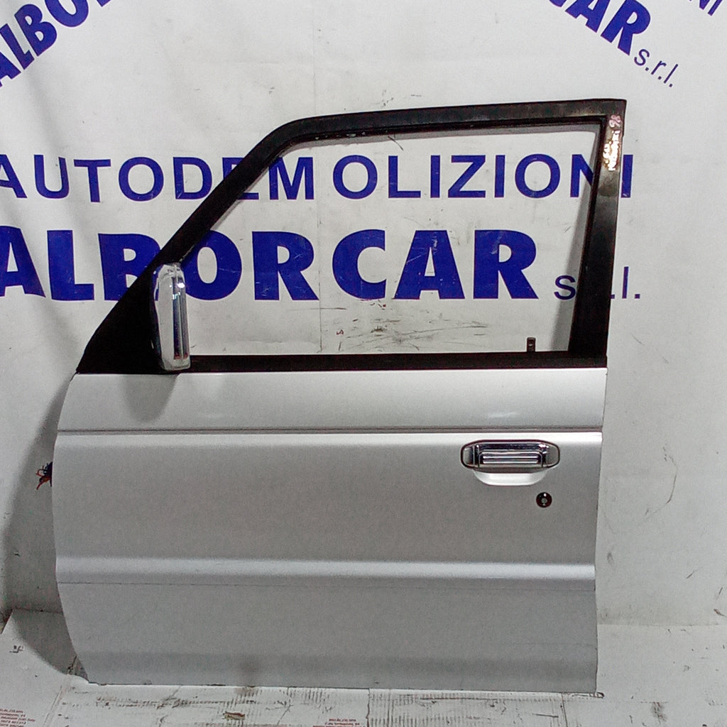 Sportello anteriore sinistro mitsubishi pajero gls anno 1996