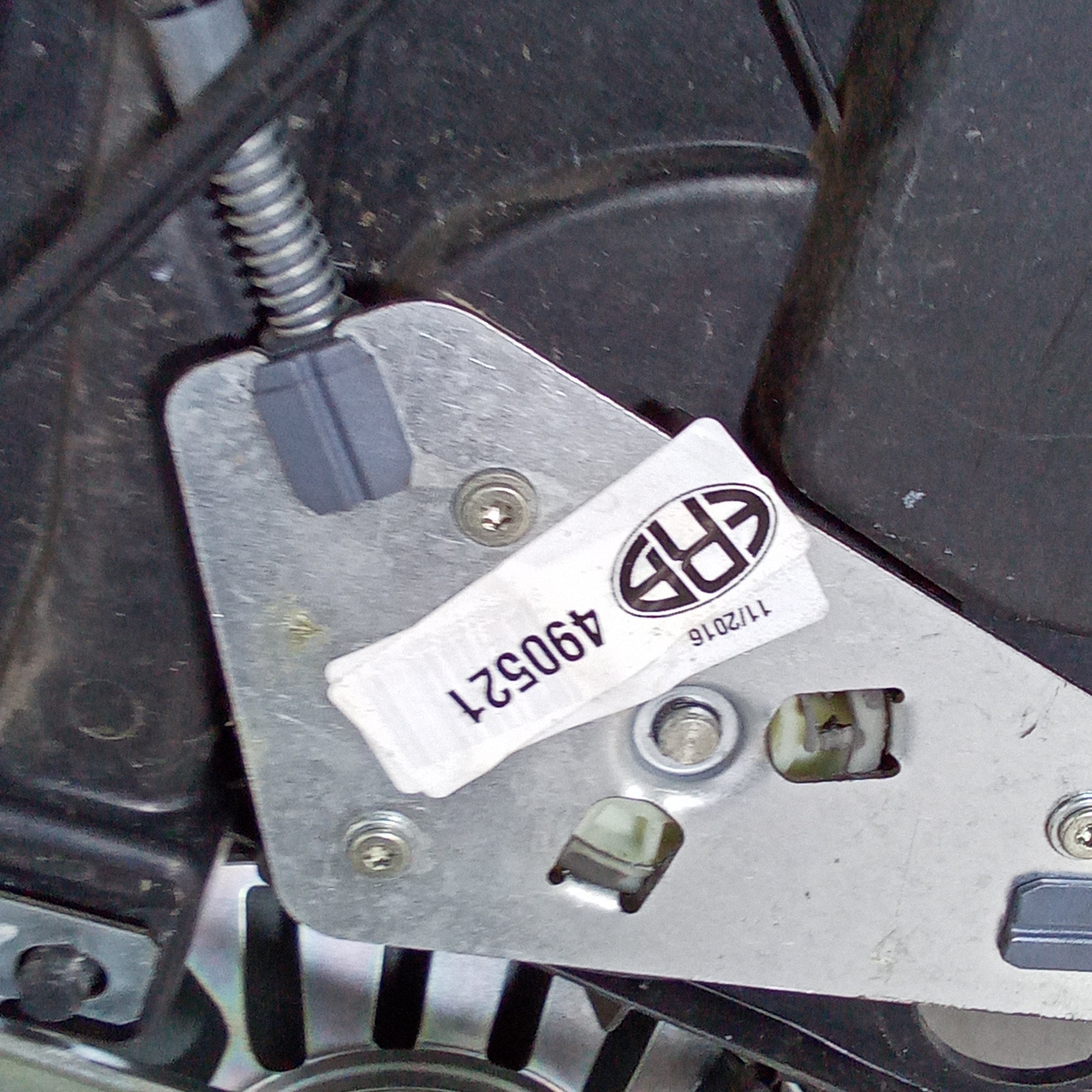 Motor delantero izquierdo completo Ford Fiesta 3 puertas año 2007