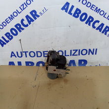 Carica l&#39;immagine nel visualizzatore di Gallery, Centralina pompa abs opel corsa 1.6 benzina anno 2000/2009
