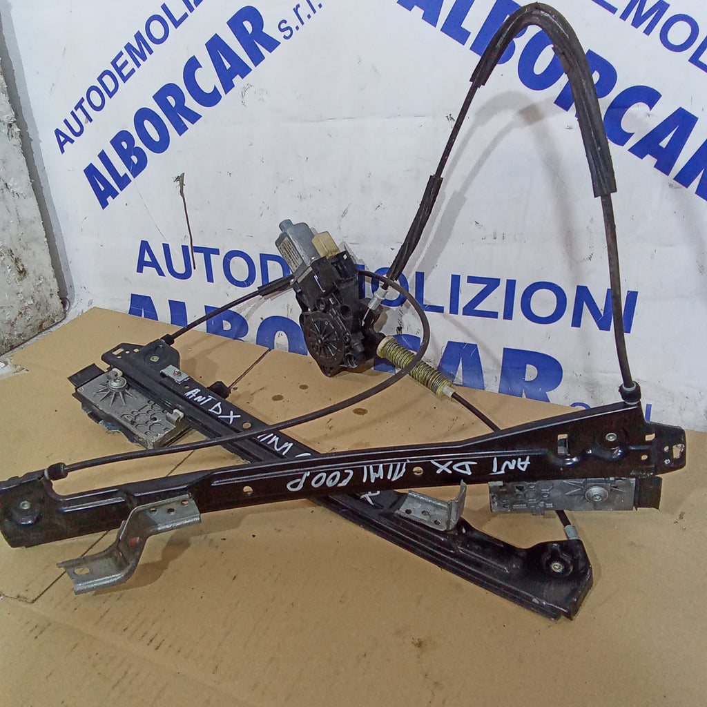 Motor del elevalunas delantero derecho Mini Cooper año 2007