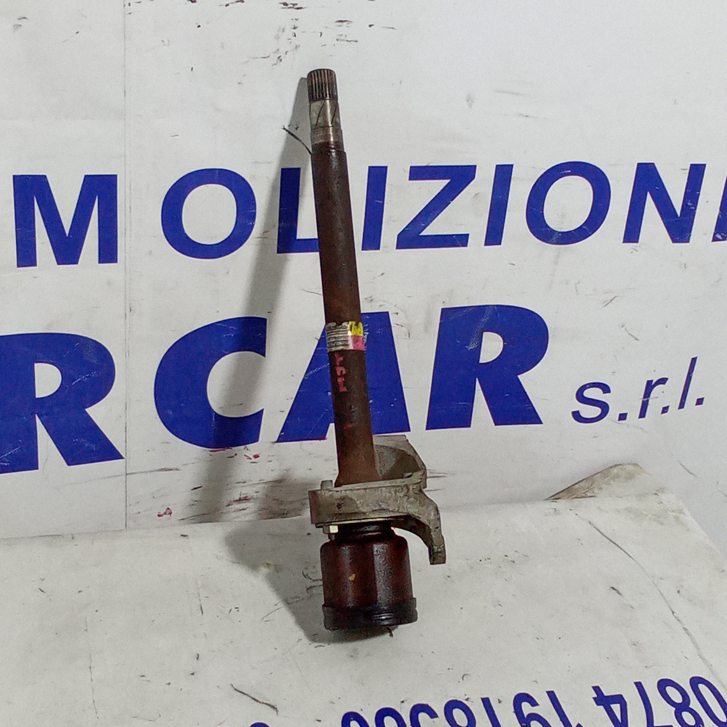 Palier delantero izquierdo Fiat 500 1.3mjt año 2007