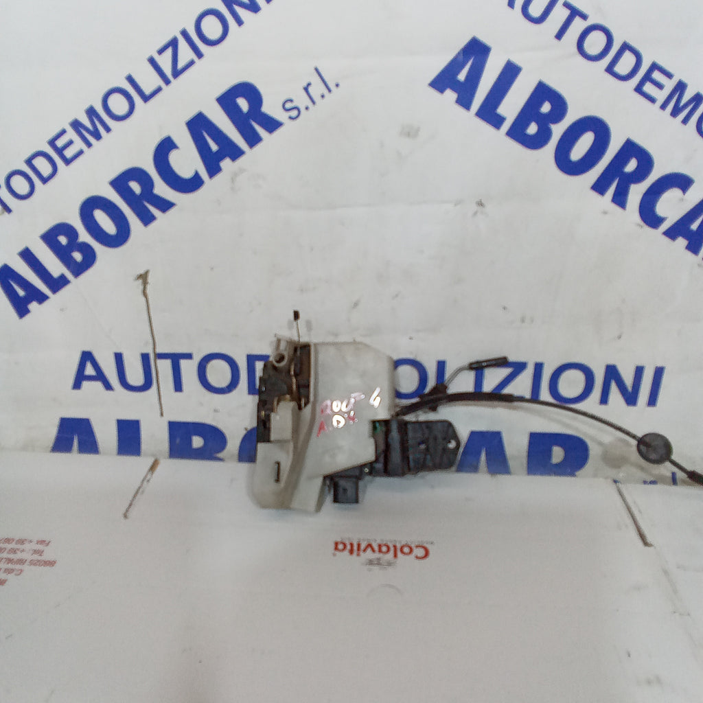 Serratura anteriore destra volkswagen golf 4 anno 1997/2004