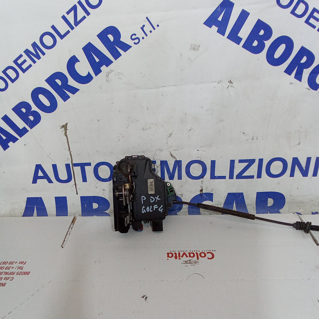Cerradura trasera derecha Volkswagen Golf serie 4