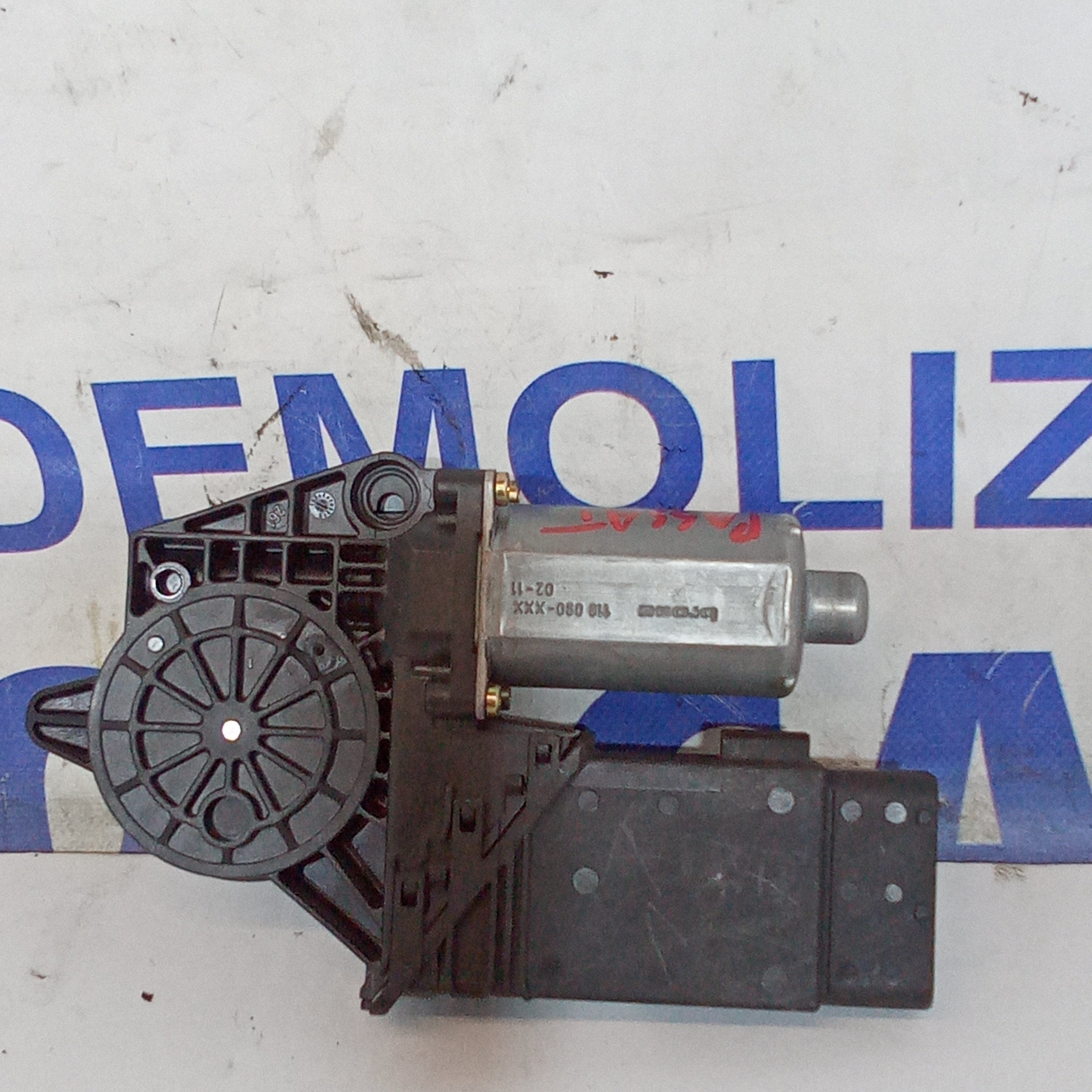 Motorino alzavetri anteriore destro volkswagen passat berlina anno 2000