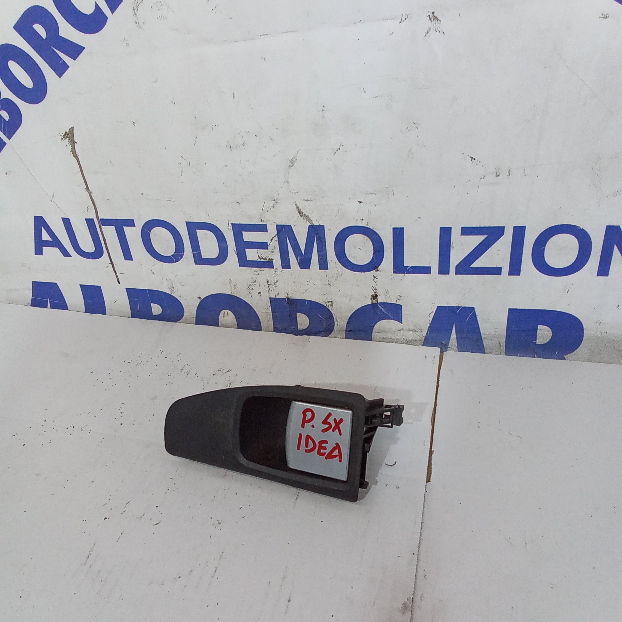 Maniglia interna posteriore destra fiat idea anno 2004