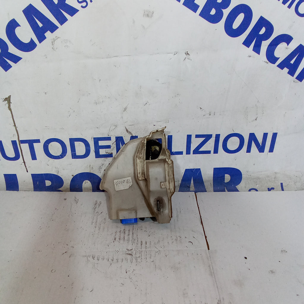 Cerradura delantera derecha Volkswagen Golf 5 año 2007