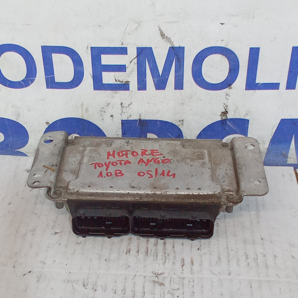 unidad de control del motor Toyota Aygo 1.0 gasolina 1ª serie año 2005/2014 cód.0261208702
