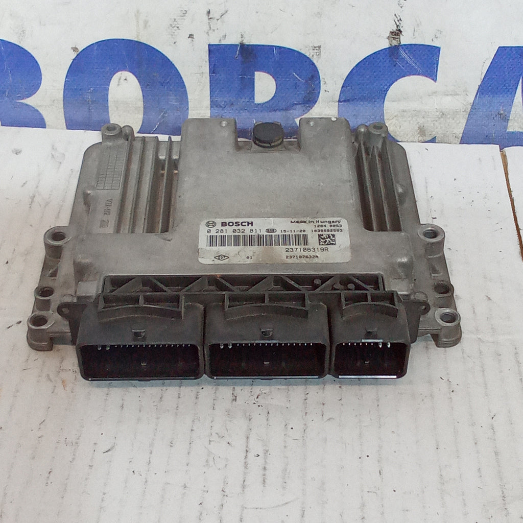 Renault Clio 4 series 1.5cdi engine control unit year 2012/2019 cod.0281032811