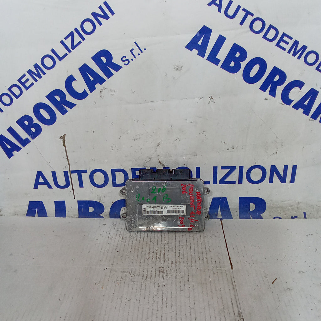 unidad de control del motor Peugeot 206 1.1/1.4 gasolina año 2009 cód. JW9667112180