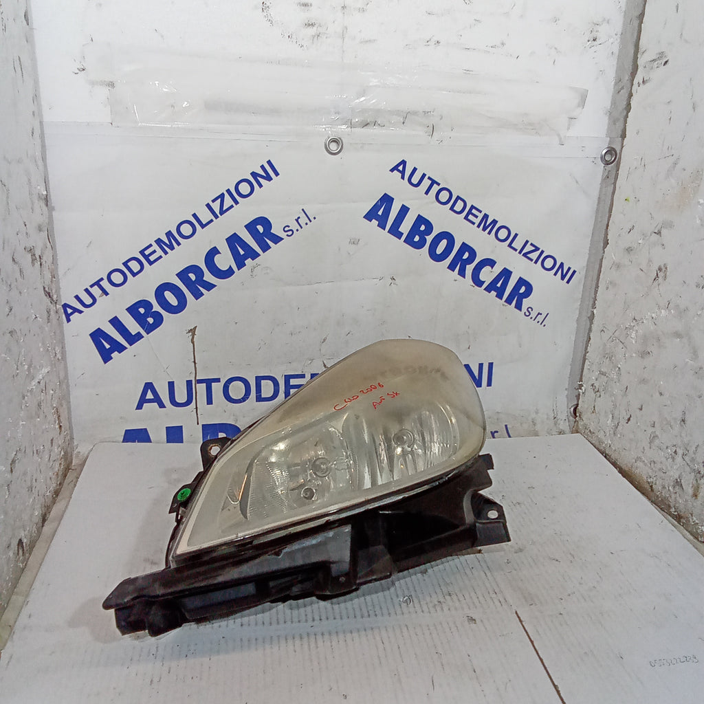Fanale faro anteriore sinistro renault clio anno 2005