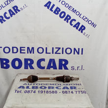 Carica l&#39;immagine nel visualizzatore di Gallery, Semiasse anteriore sinistro renault clio 1.5 cdti anno 2005
