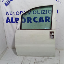 Carica l&#39;immagine nel visualizzatore di Gallery, Sportello anteriore sinistro fiat scudo anno 2003

