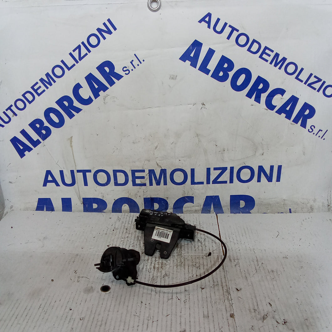 Serratura cofano posteriore bmw serie 1/120d anno 2010