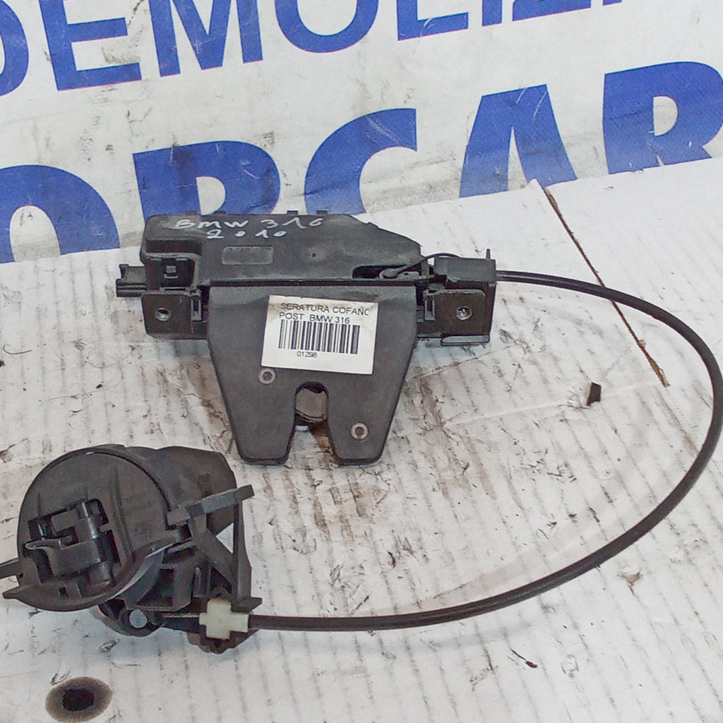 Cerradura de maletero BMW Serie 1/120d año 2010