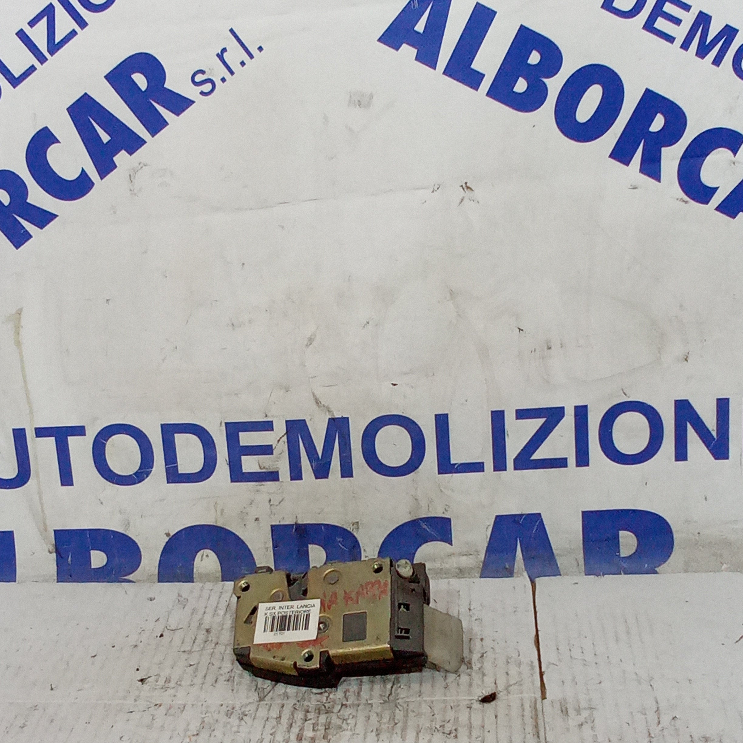 Cerradura trasera izquierda Lancia K año 2000
