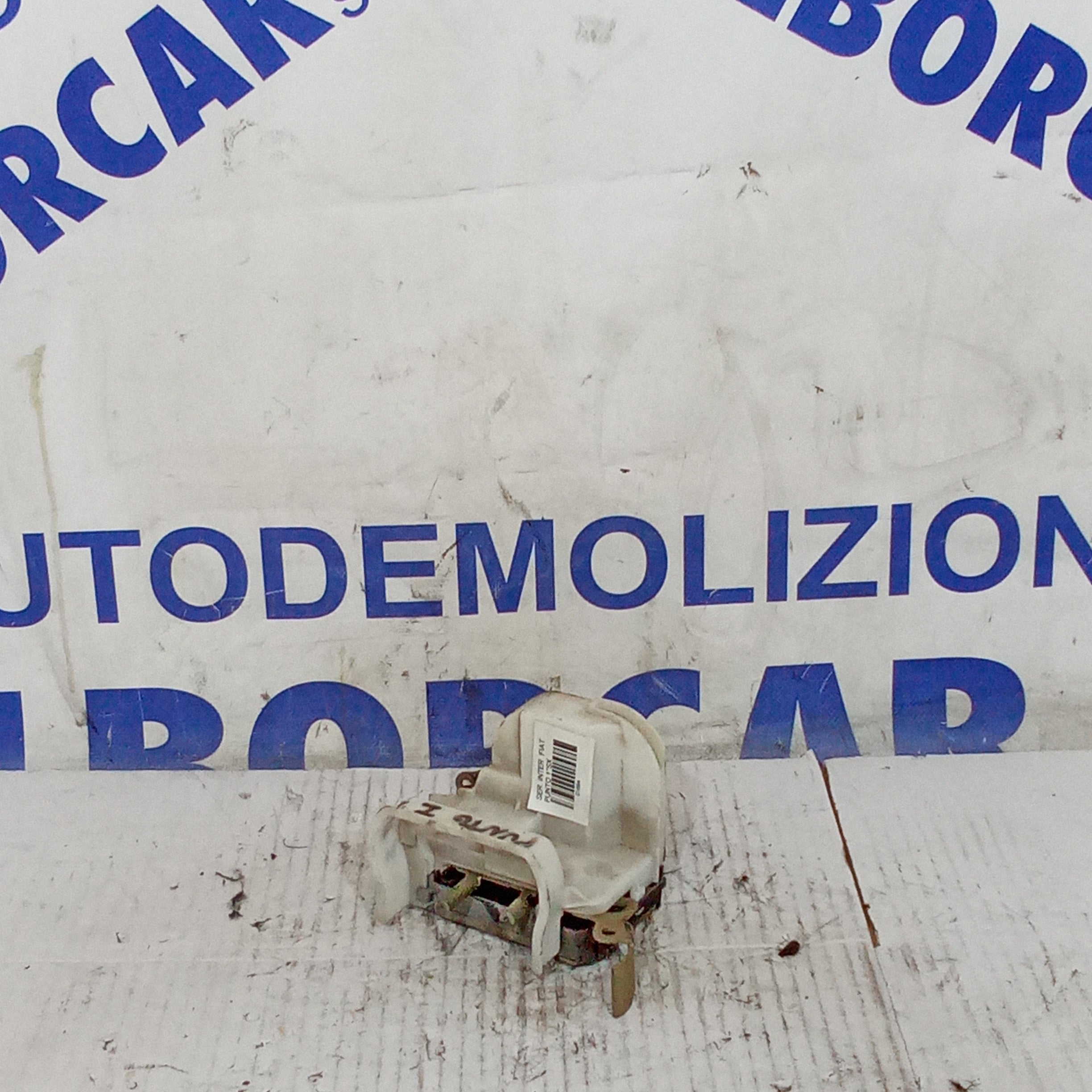 Cerradura delantera izquierda Fiat Punto 1.ª serie año 1998