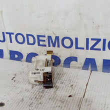 Carica l&#39;immagine nel visualizzatore di Gallery, Serratura anteriore sinistra fiat punto 1 serie anno 1998
