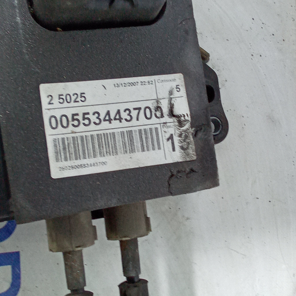 Palanca de cambios Fiat Grande Punto 1.3 mjt año 2010