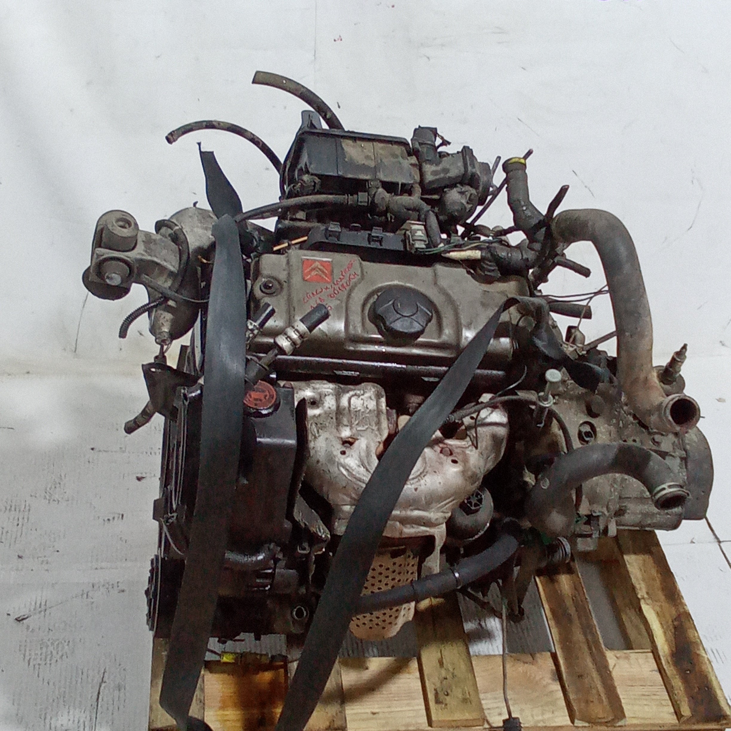 Motor Citroen Xsara Picasso 1.6 gasolina año 2005 kilómetros 206170 código motor NFV