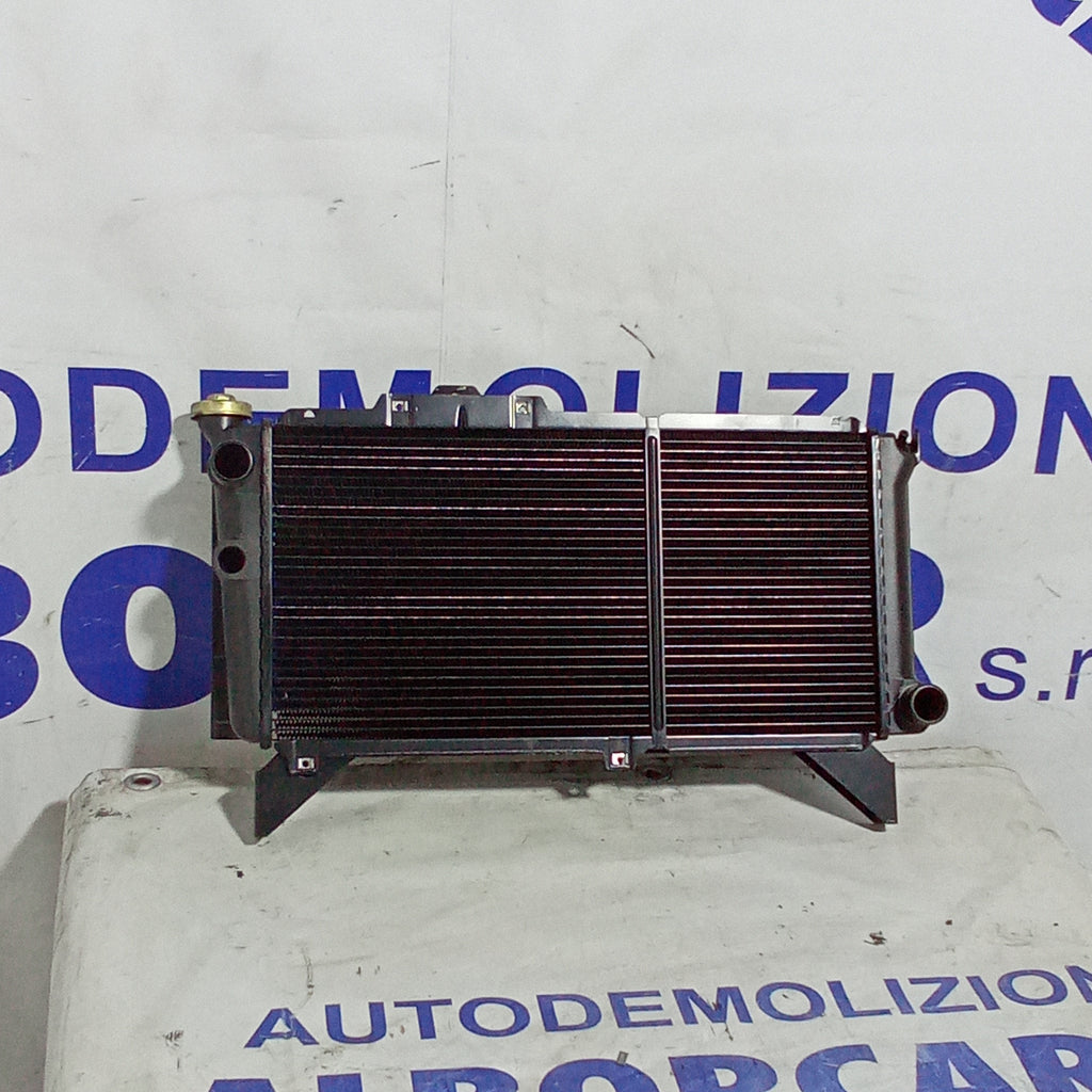 Radiatore raffreddamento acqua renault 4/1100cc anno 1990