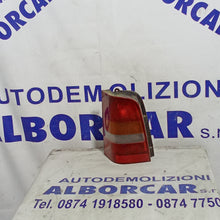 Carica l&#39;immagine nel visualizzatore di Gallery, Fanale stop posteriore sinistro mercedes vito anno 2001
