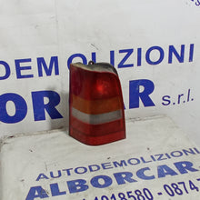 Carica l&#39;immagine nel visualizzatore di Gallery, Fanale stop posteriore sinistro mercedes vito anno 2001

