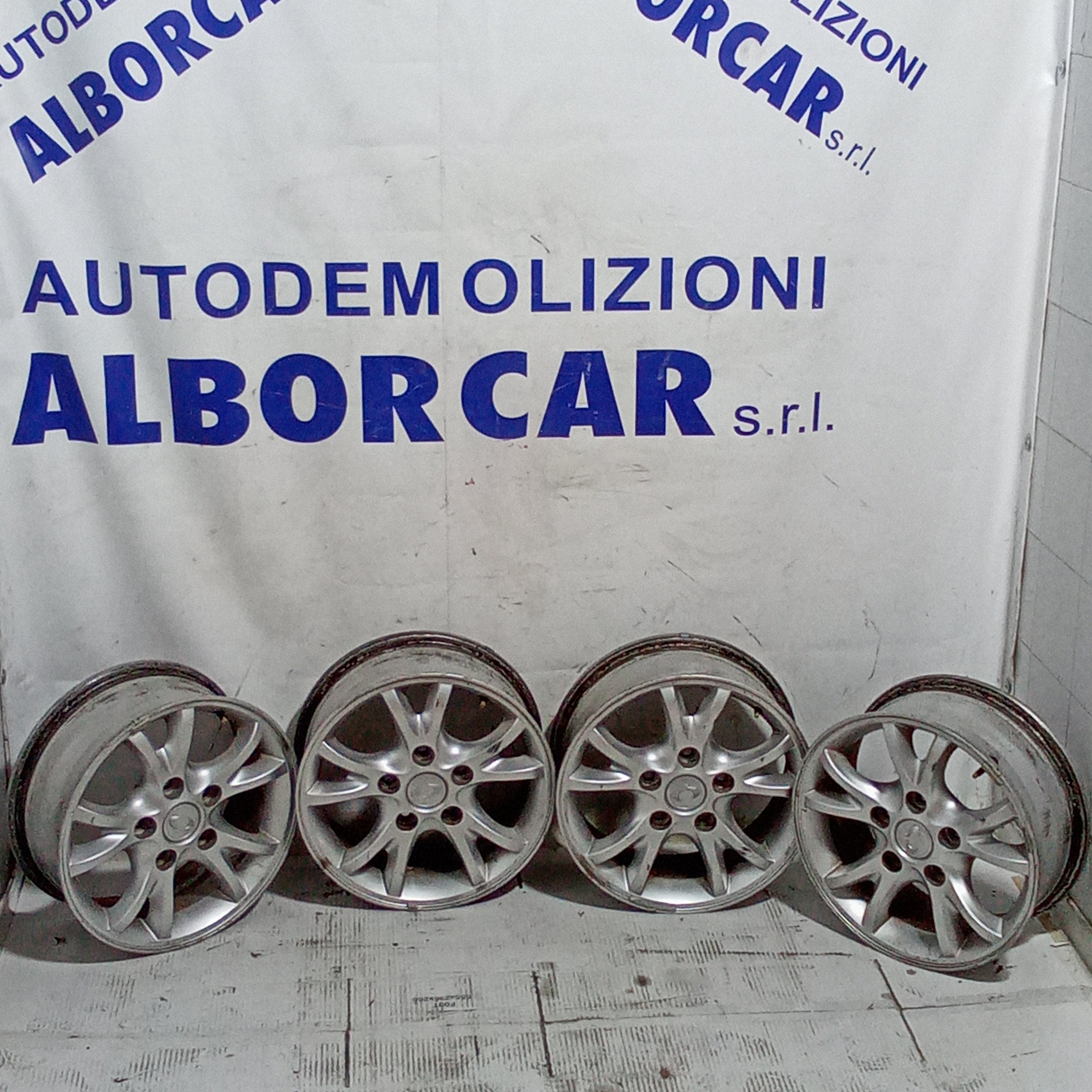 4 cerchi in lega ssangyong 5 fori 16 pollici