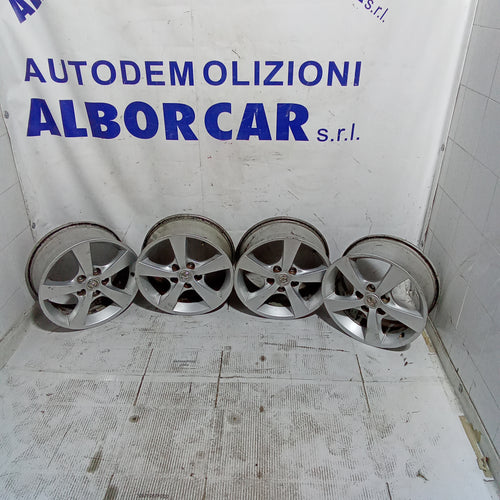 4 Mazda3 5-hole 16-inch alloy wheels