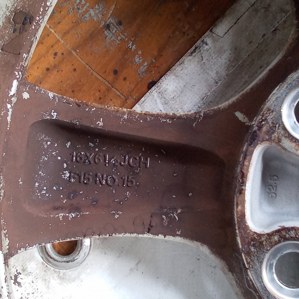 4 cerchi in lega mazda3  5 fori 16 pollici