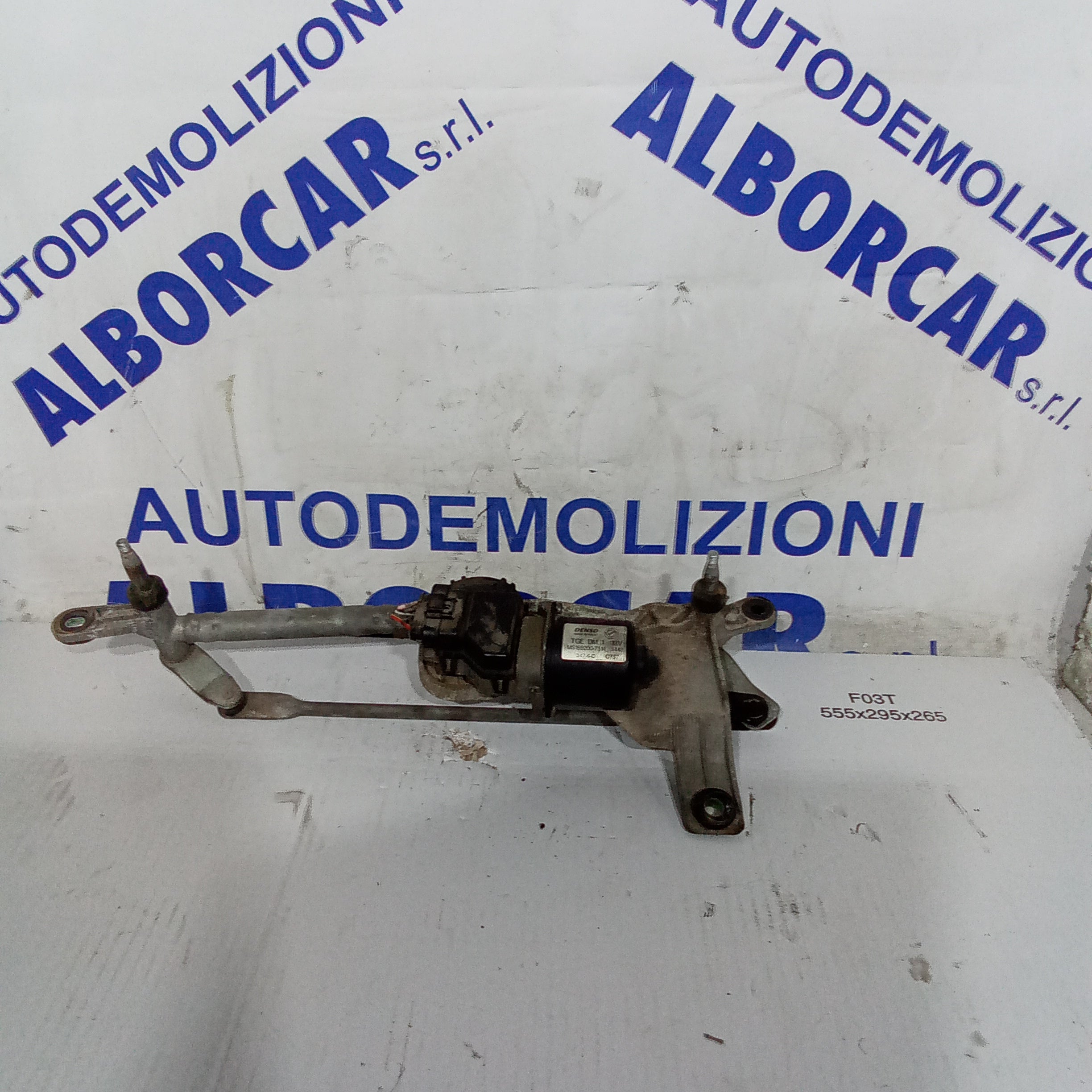 Motor de limpiaparabrisas delantero Fiat Idea año 2005