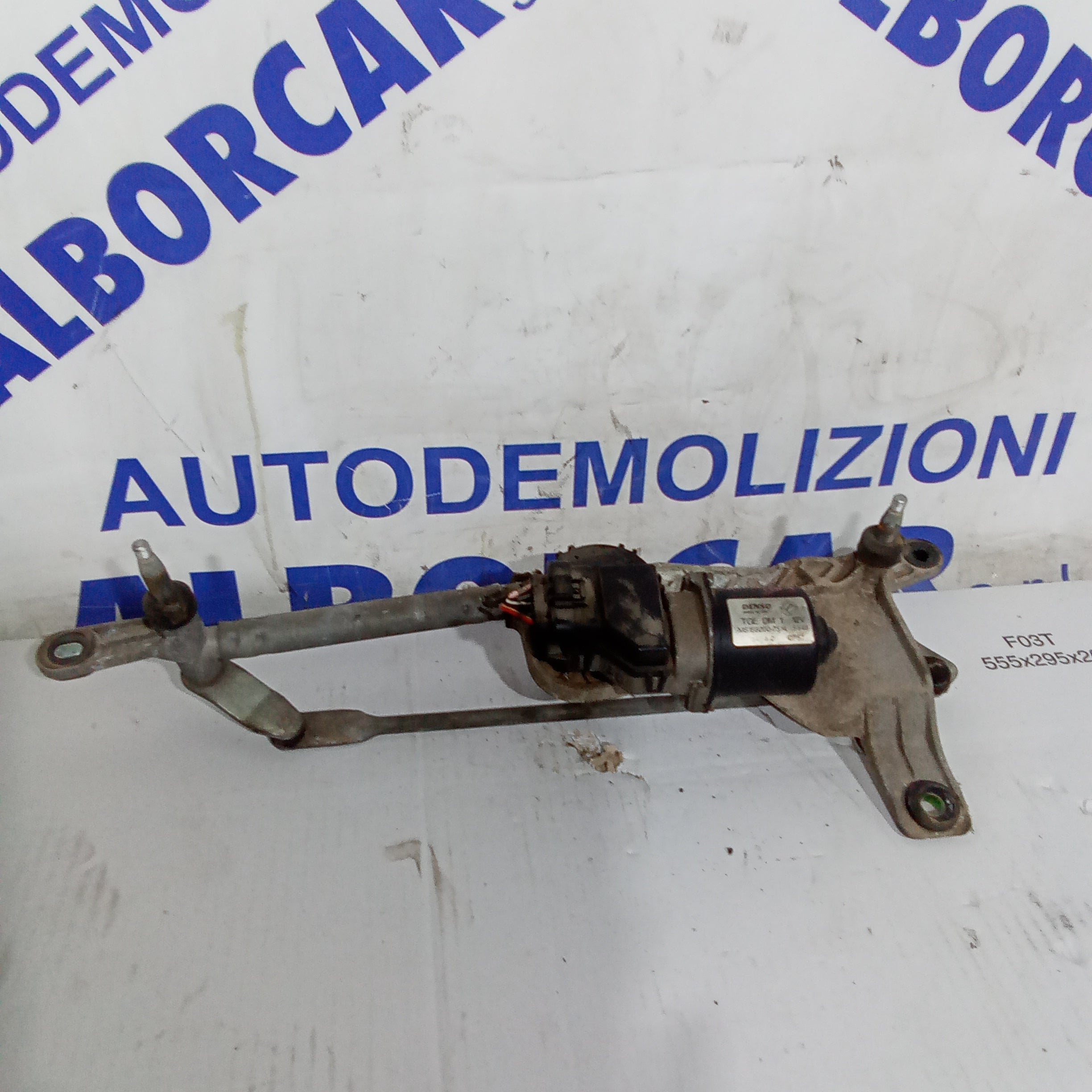 Motor de limpiaparabrisas delantero Fiat Idea año 2005