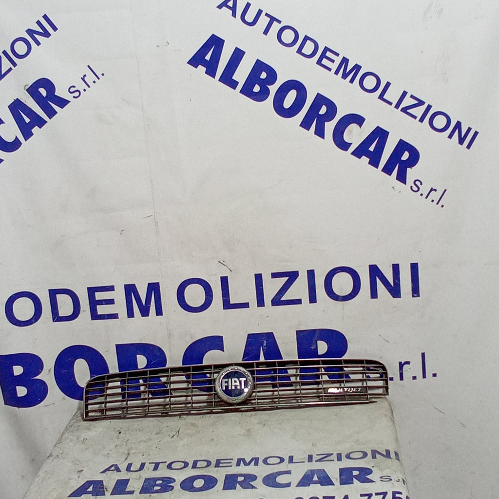 Griglia mascherina fiat grande punto anno 2006