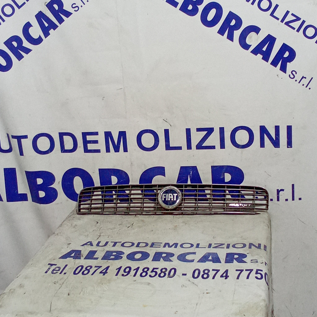 Griglia mascherina fiat grande punto anno 2006