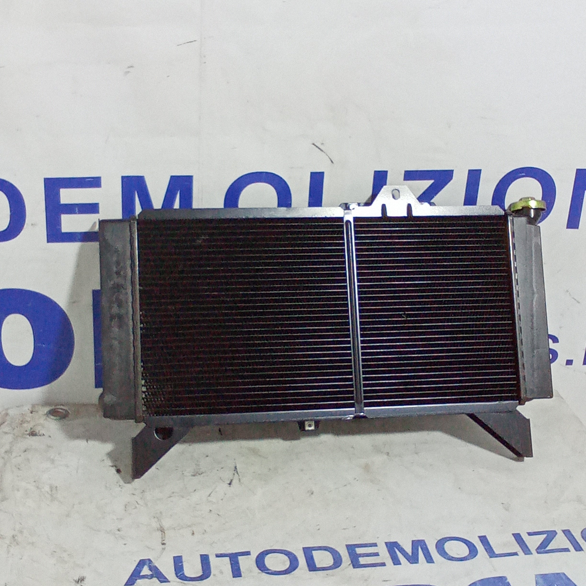 Radiador de agua refrigeración Jeep Dodge Chrysler año 2002