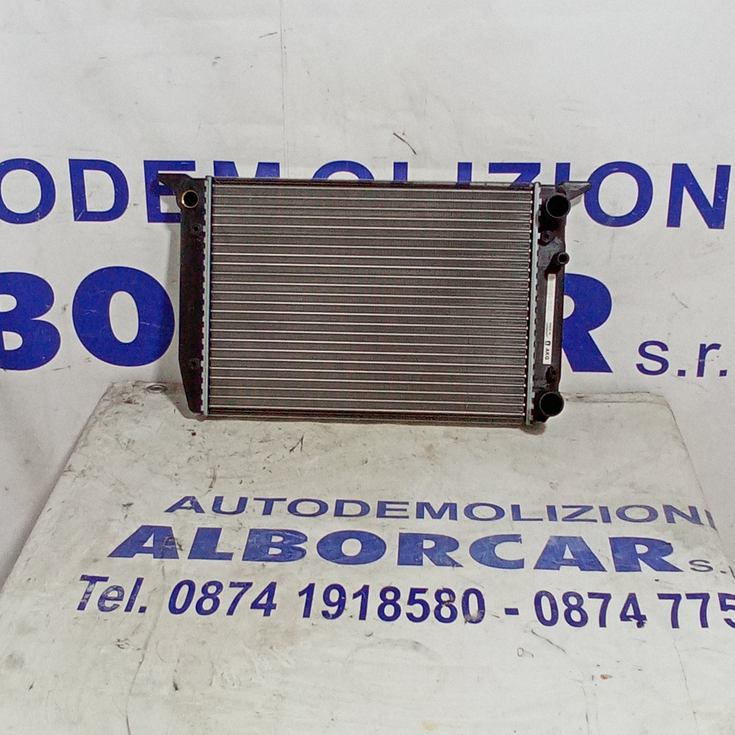 Radiador de agua de refrigeración Audi 80 1.6 diésel año 1995
