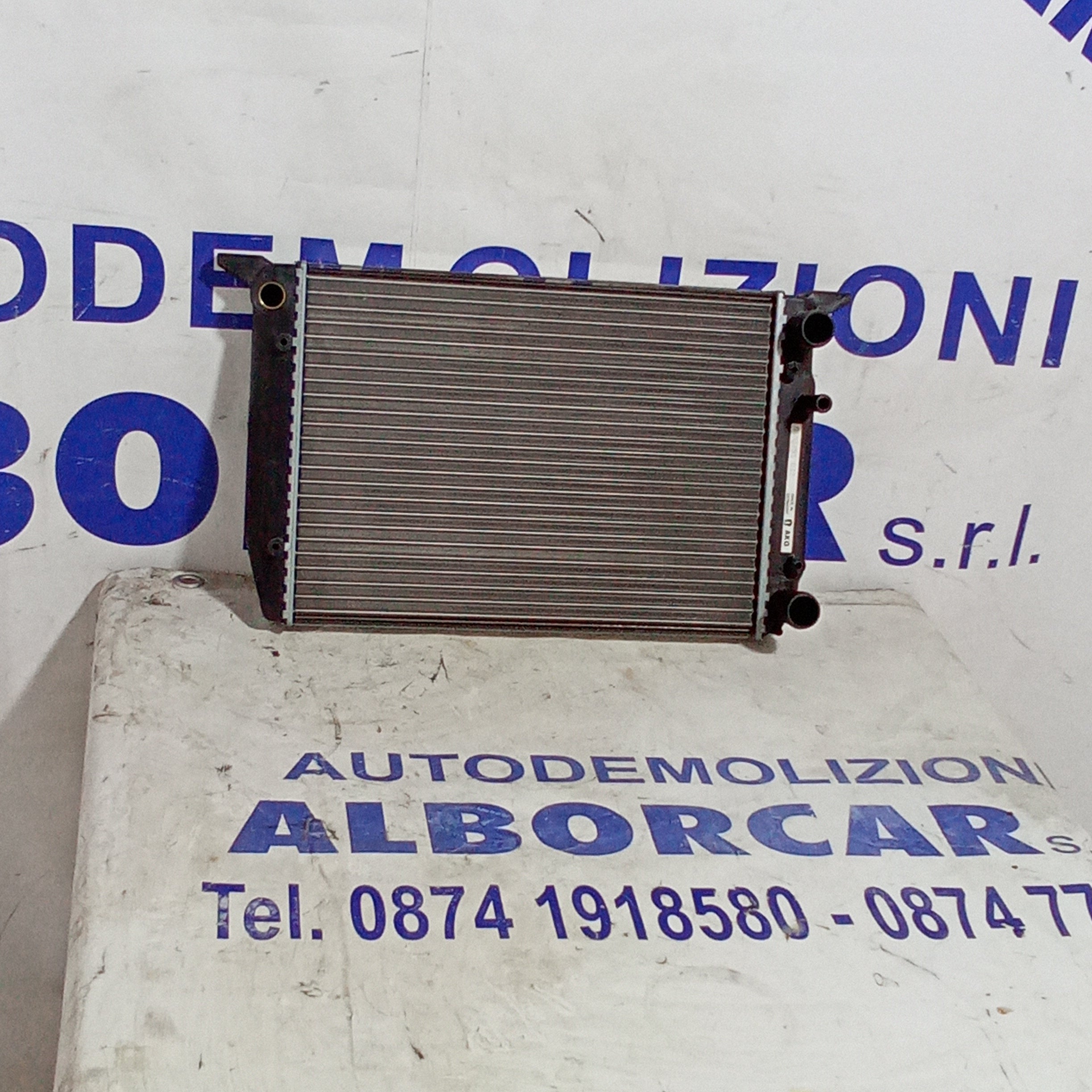 Radiador de agua de refrigeración Audi 80 1.6 diésel año 1995